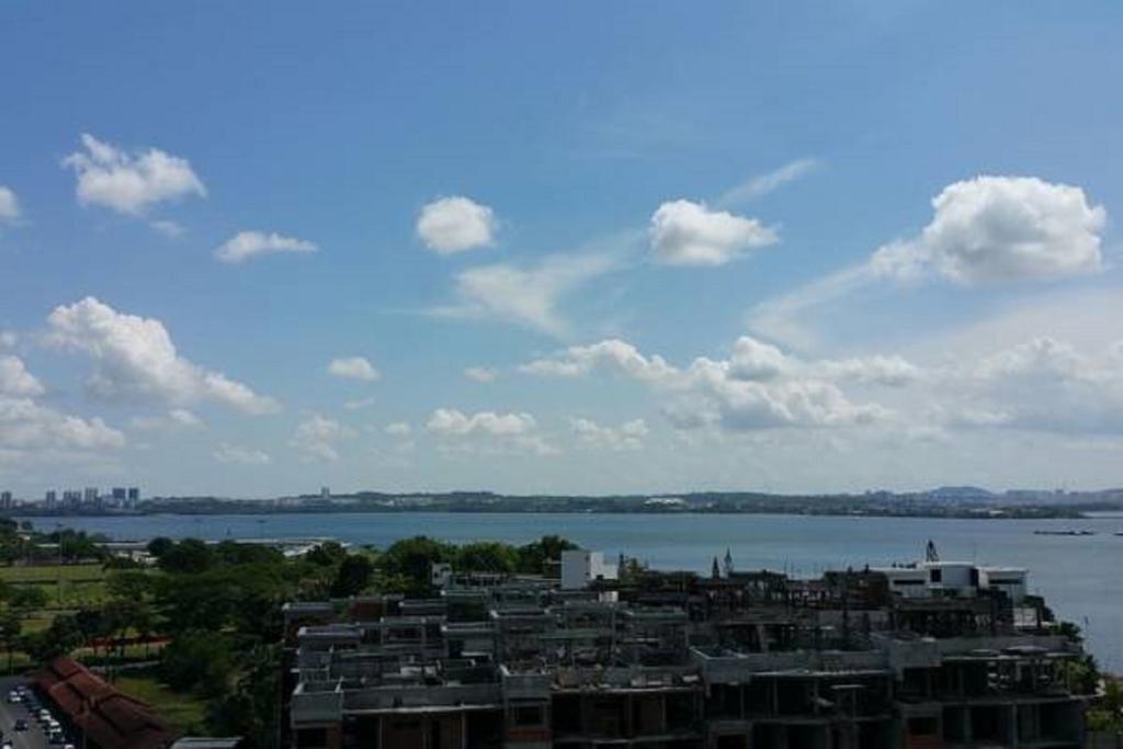 Experience The Coast - Hostahome Suites At Paragon Residence Near Downtown Johor Bahru Kültér fotó